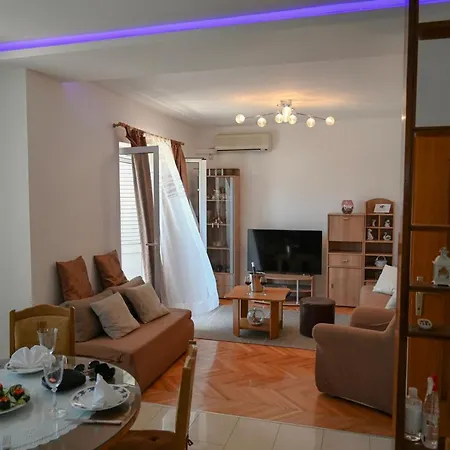 Damir Apartment Trogir