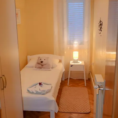 Apartment Damir