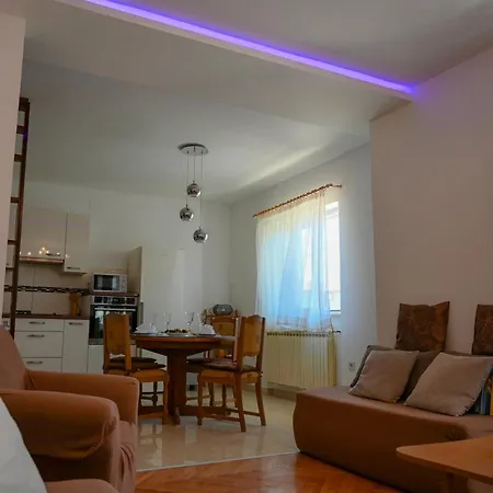 Damir Apartment Trogir